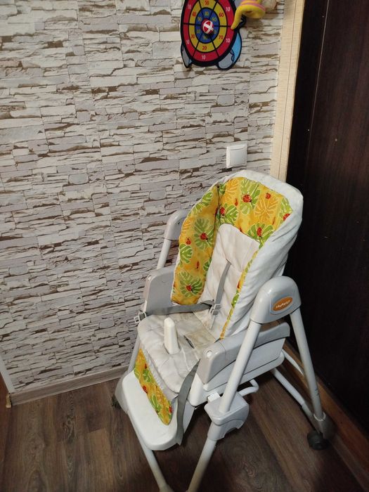 Отдам стульчик для кормления