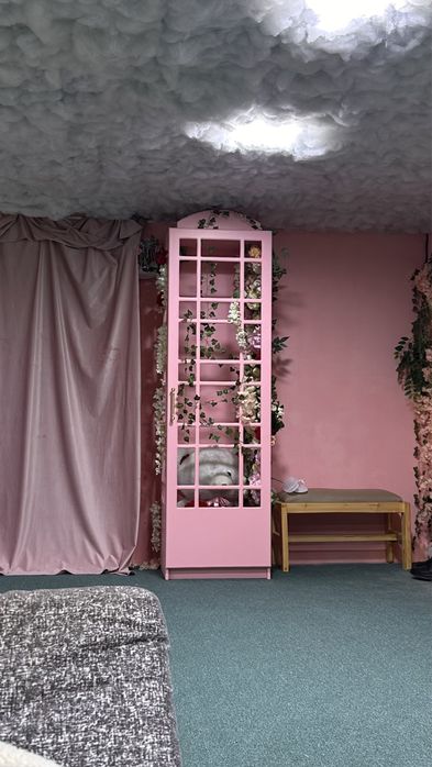 Декоративная телефонная будка