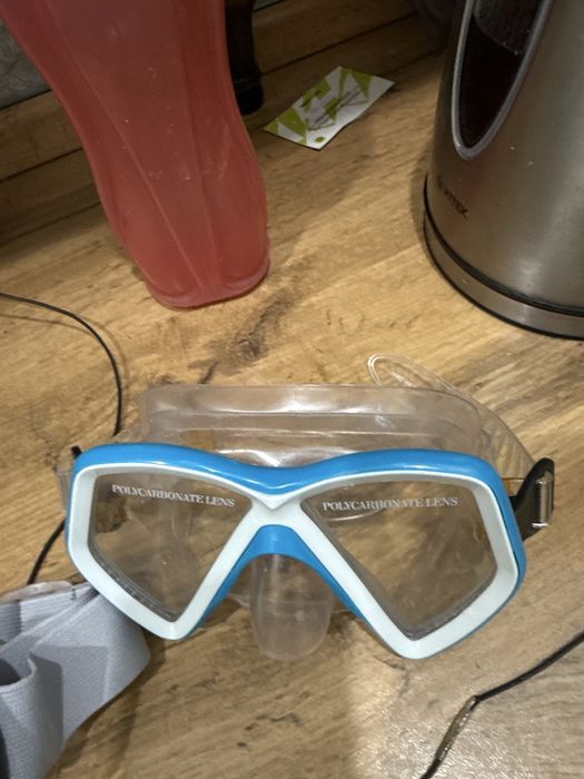 Очки для плавания