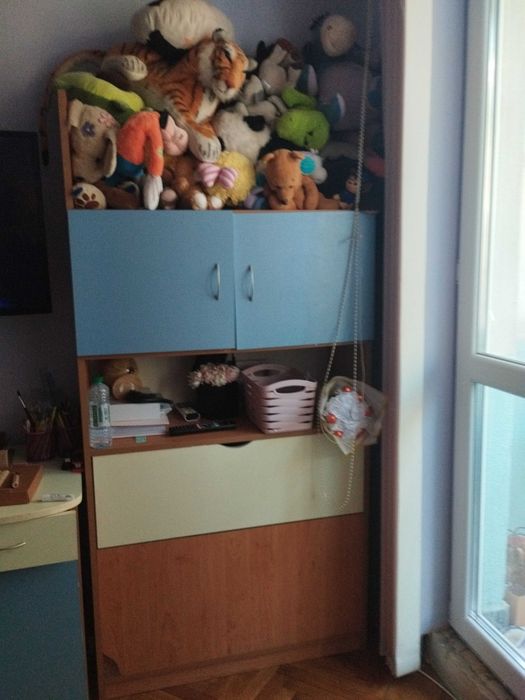 Продавам детска секция