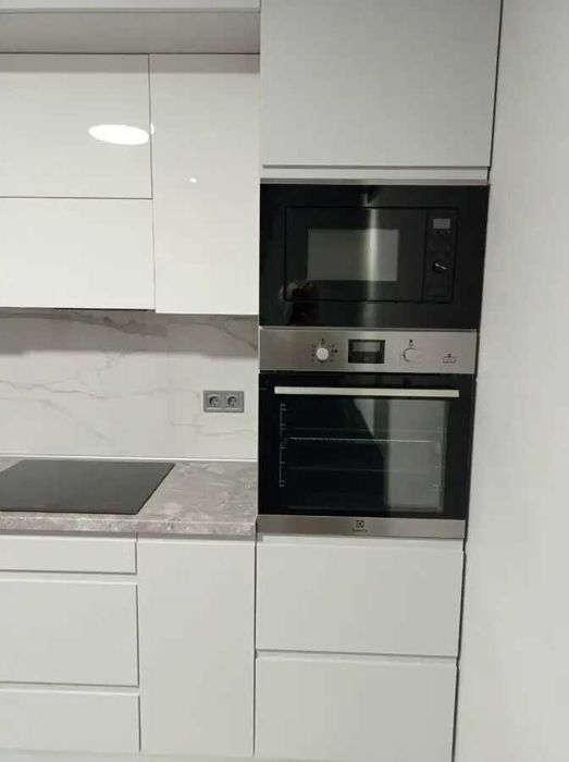 Двустаен имот в кв.Дървеница