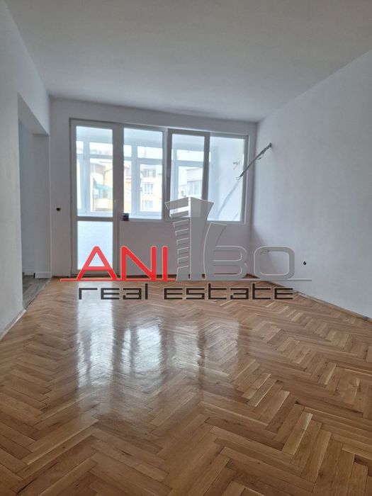 Продава се Четиристаен апартамент в Варна, Лятно кино Тракия - 148 кв.м за 769 €/кв.м - Снимка #3