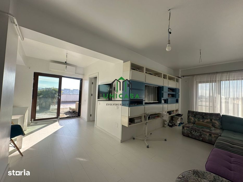 Apartament 4 camere - tip Penthouse - Zona 1 Mai