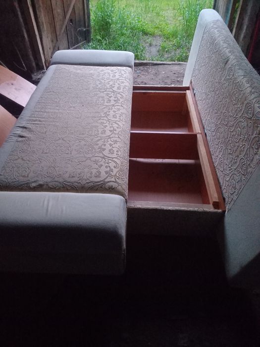 Продам диван б/у