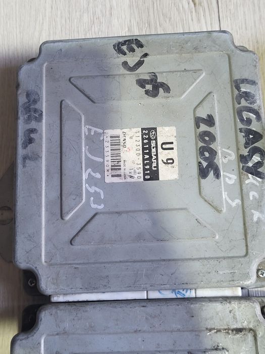 Продам эбу компьютер мозг субару