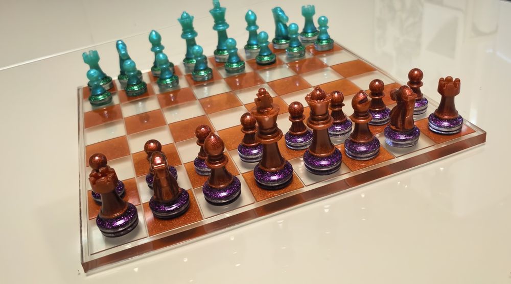 Шах от епоксидна смола