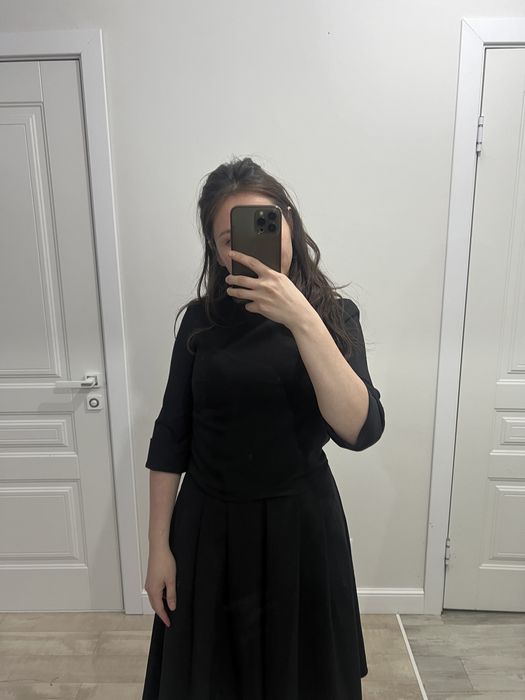 Все одежды по 7000 тг