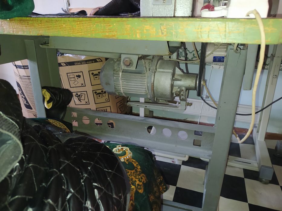 Машинкалар сотилади, холати яхши. Ишлаши зур