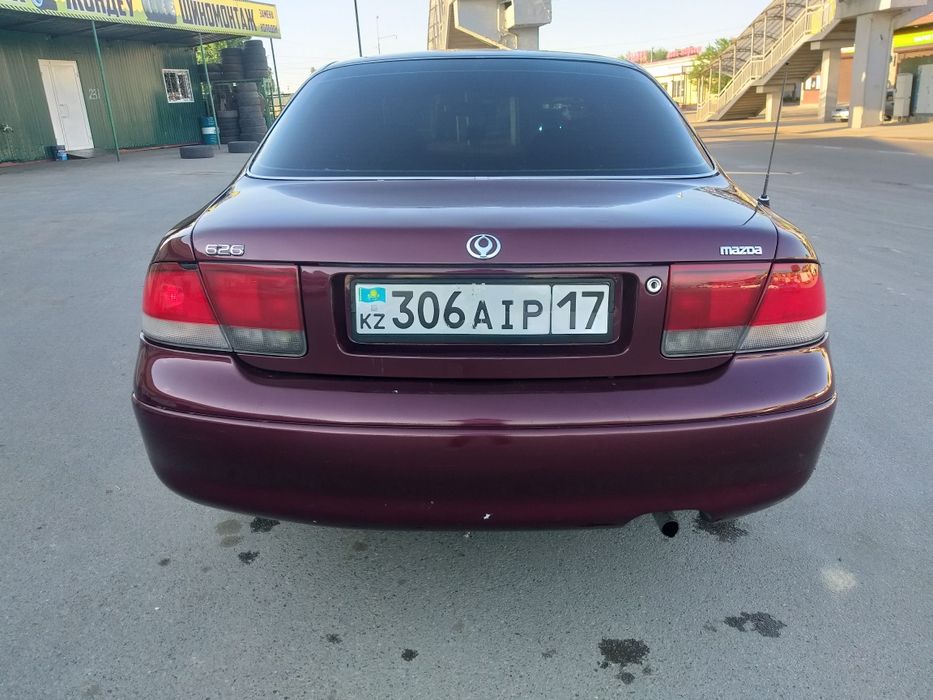 Мазда кронус 1994г