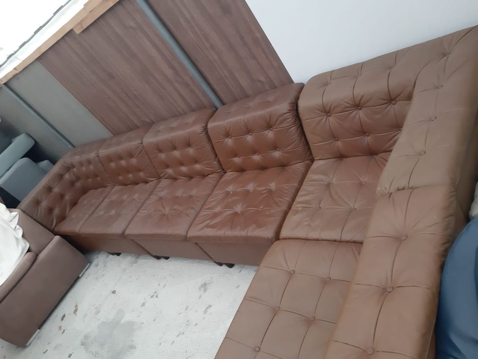 Vând corpuri canapea modulara piele
