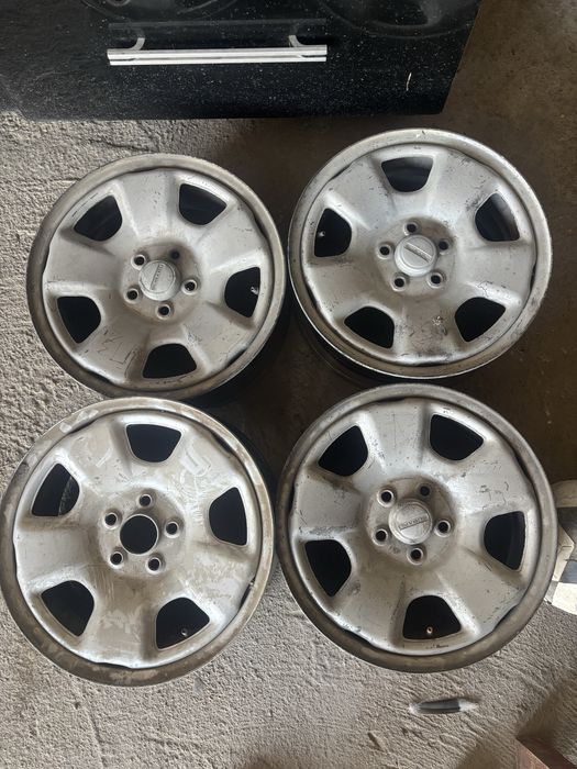 Продам диски Subaru R16