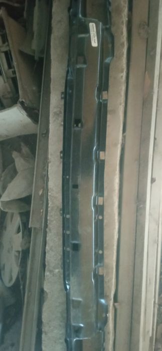 Усилитель бампера