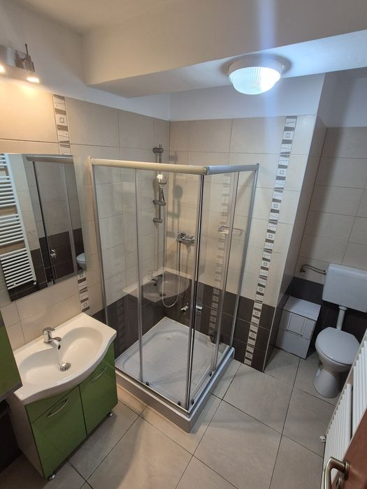 Apartament 2 camere de inchitiat / Centru Ghimbav / Foarte spatios 82 mp
