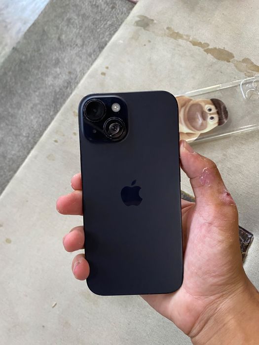 iPhone 15 оригинальный