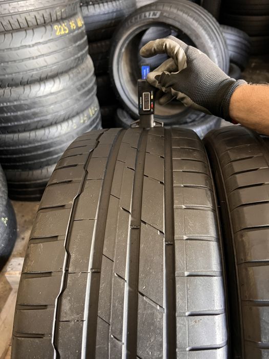 2 anvelope vara 235/45/19 , Hankook , DOT 2021