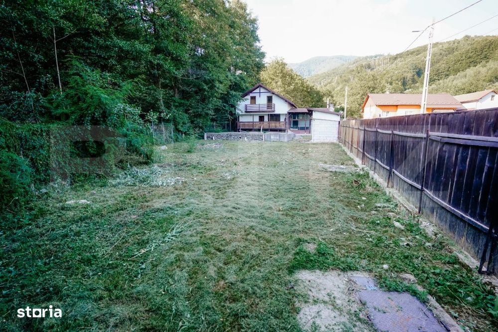 Casa de vanzare, 120 mp, zona Prundul Bargaului