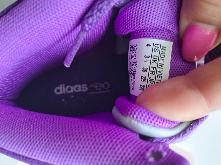 Маратонки Adidas 36-ти номер