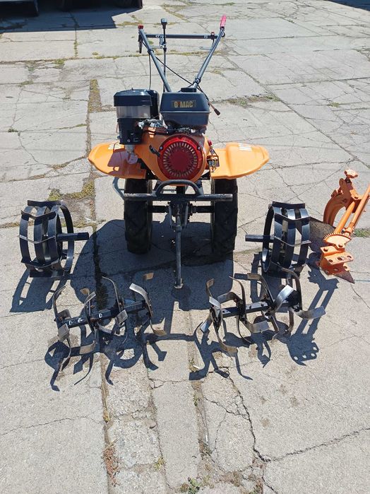 Vând motocultor o mac 13cp