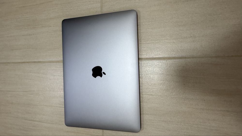 Macbook Air M1 Space Grey