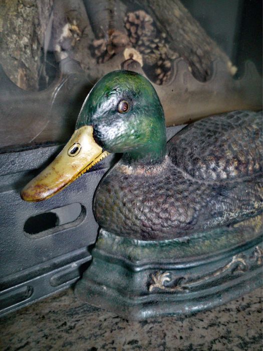 Антикварна отлята фигура зеленоглава патица подпирачка за врата декор