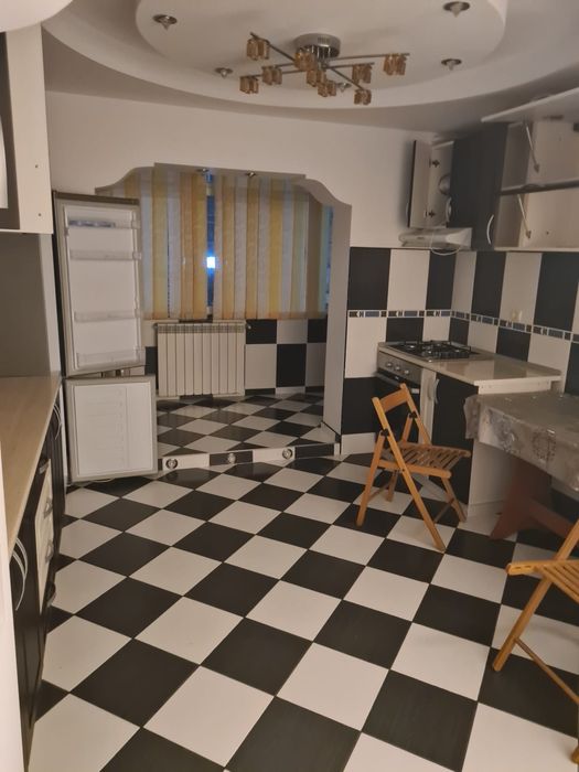 Inchiriez apartament 2 camere