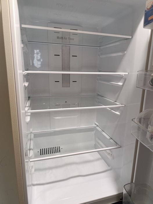 Продам холодильник LG