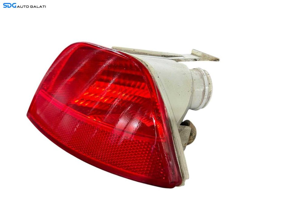 Stop Lampa Tripla Ceata Stanga Spoiler Bara Spate Ford Focus 1 Hatchback 1998 - 2004 Cod 1M51-15K273-A 1M51-15501-A [LR0502]