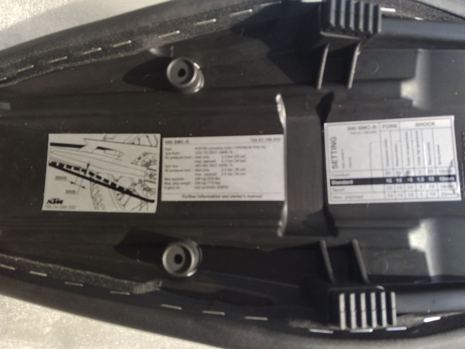 Седалка за КТМ 690  smc r20