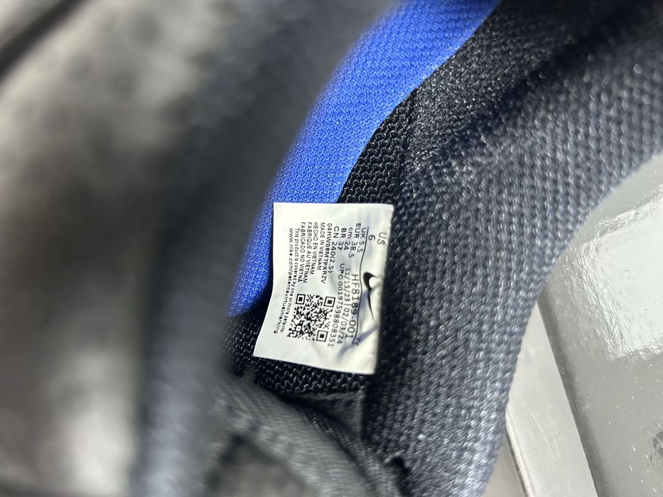 Продам кроссовки NIKE, новые