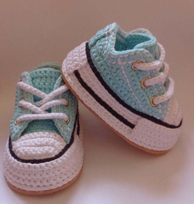 Плетени детски маратонки