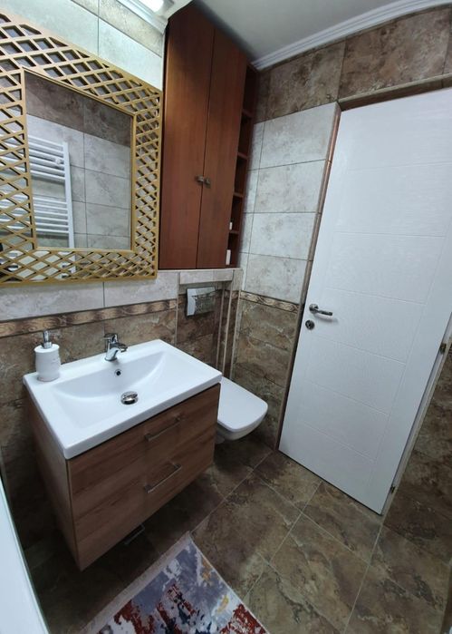 Se vinde - Apartament 3 camere