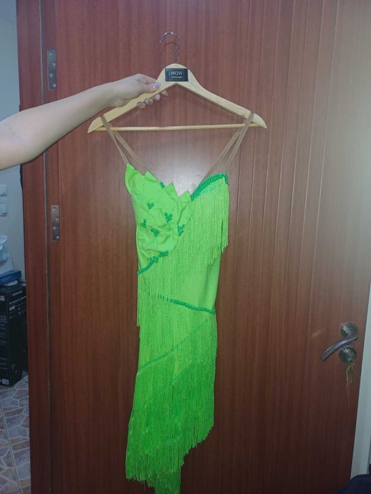 Продавам рокля за спортни танци - латина