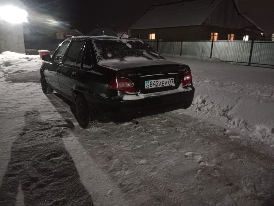 Daewoo Nexia черный
