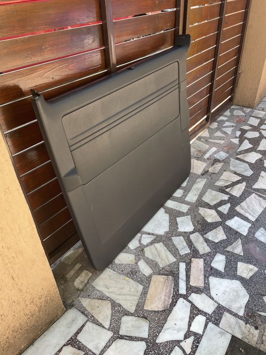 Panou usii culisante VW Caravelle sitinga dreapta cu perdelute pret 650 lei buc