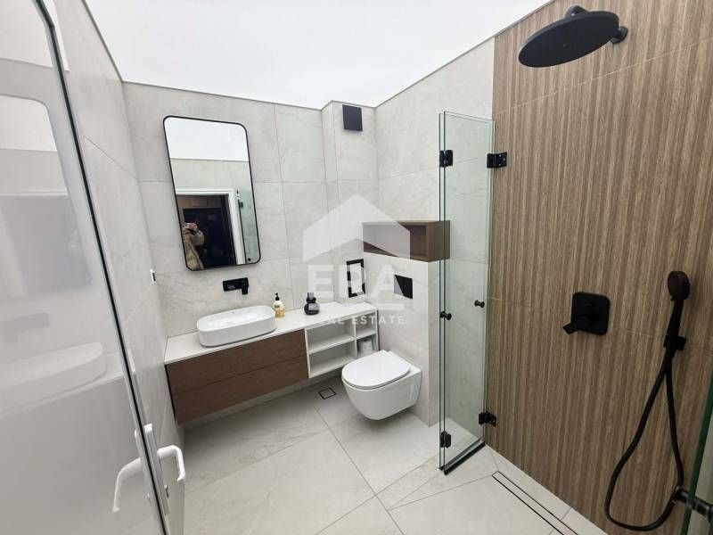 Продава се Тристаен апартамент в Варна, Център - 133 кв.м за 1526 €/кв.м - Снимка #8