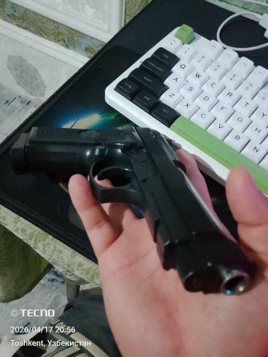 Пистолет сотилади