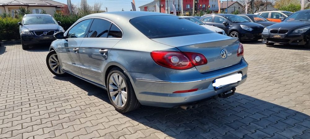 Vând Passat CC 2011