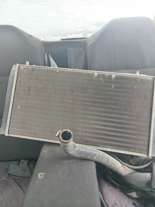 Продам запчасти ауди80