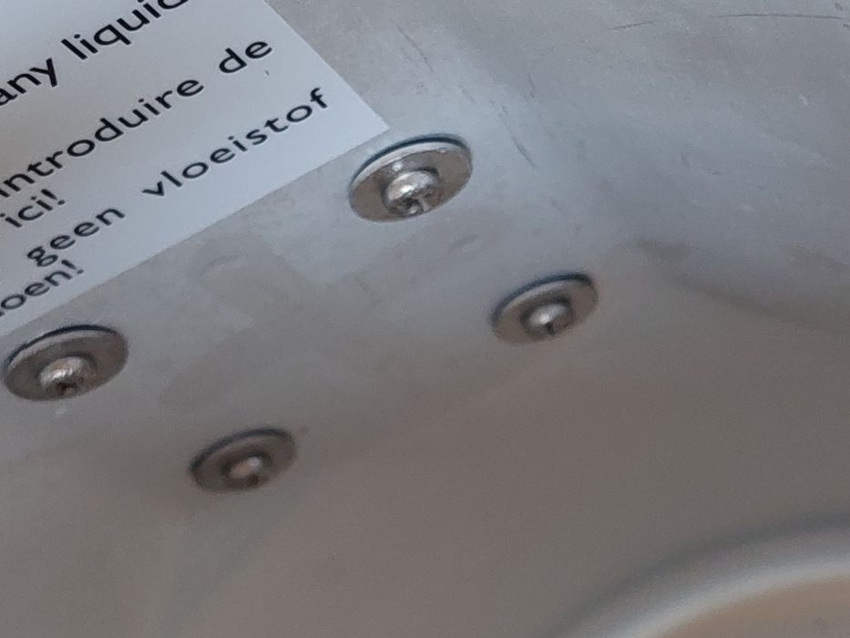 Racitor bere sau vin dezmembrez sau intreg