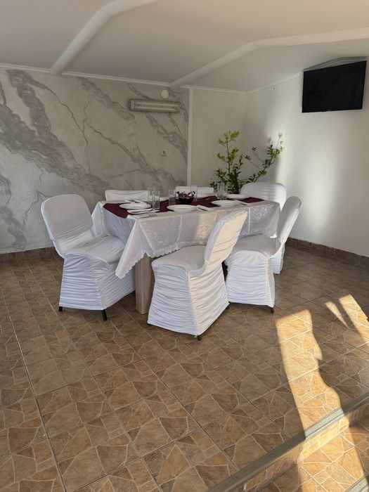 Inchiriez Casa 2 Camere Regim Hotelier/luna