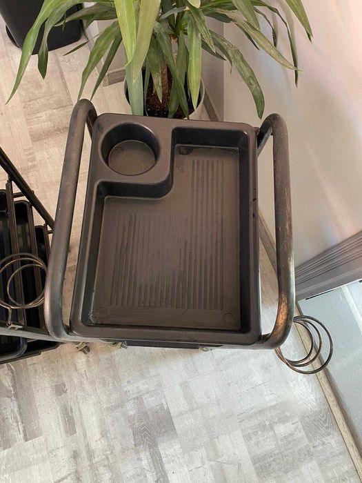 Ucenici coafor cu sertare !