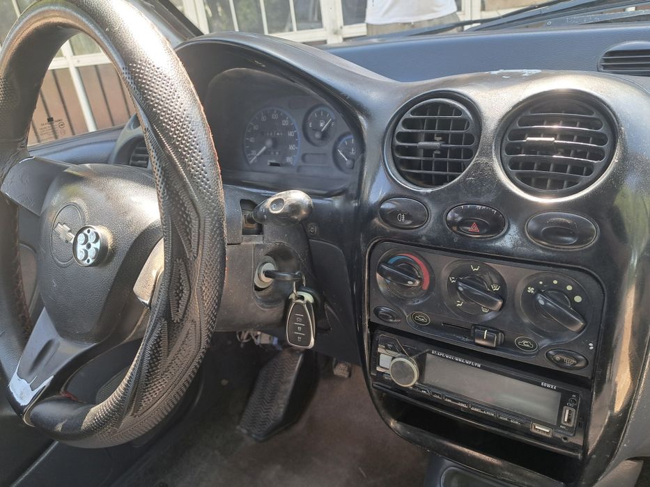 Matiz sotiladi narxini kelishtiramiz sastayanasi orta holatda yurub tu