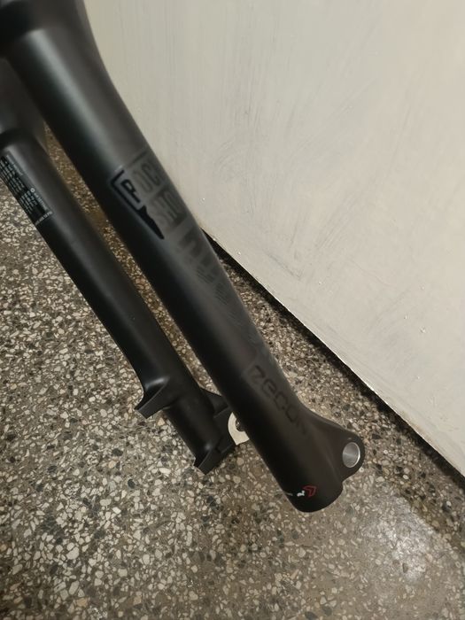 Въздушна вилка Rockshox Recon 27.5 цола