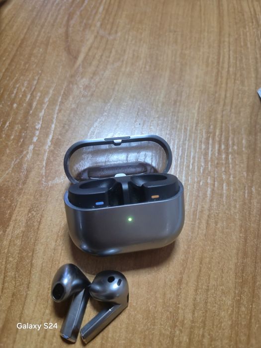 Galaxy buds 3 black
