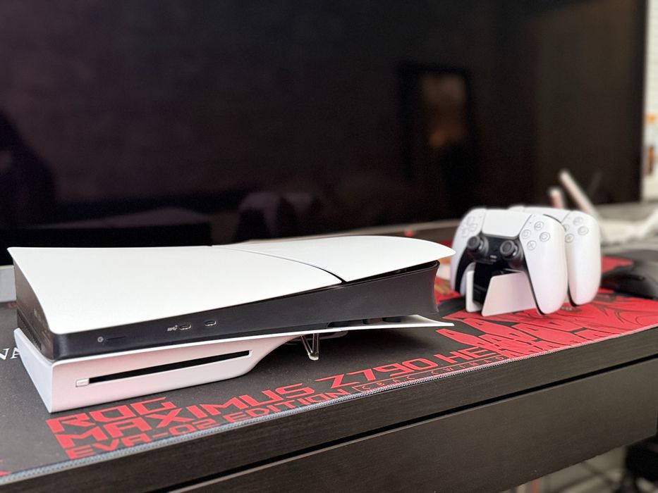 Sony PlayStation 5 slim с дисководом