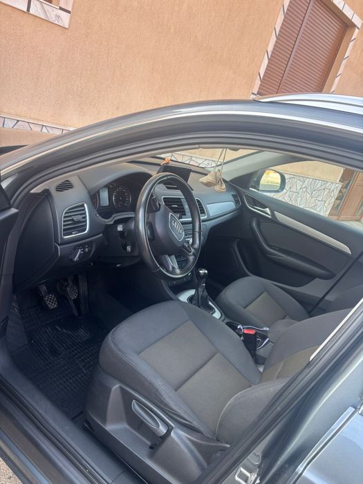 Audi Q3/2012/2.0 TDI/140PC/