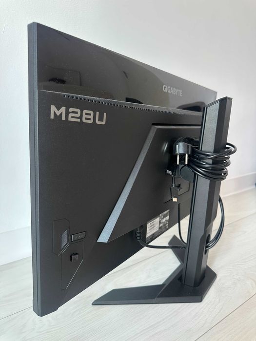 Monitor Gigabyte M28U, 4K, 28", 144Hz, 1ms