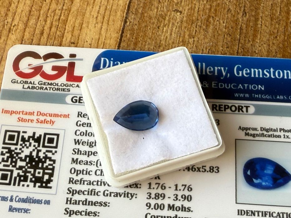 Сапфир - 4.07 КАРАТА + Сертификат