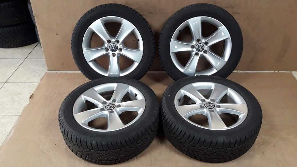 Jante cu cauciucuri iarna 6 mm 205/55/17 originale Volkswagen  R 17