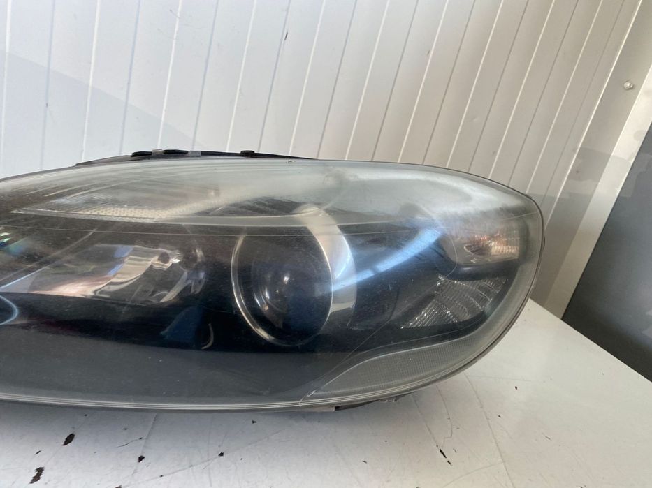 Far stanga xenon RHD Volvo V40 31420009